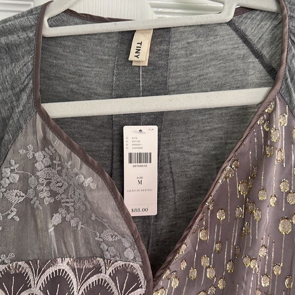 TINY (from Anthropologie) detailed top Sz Medium - Picture 2 of 11